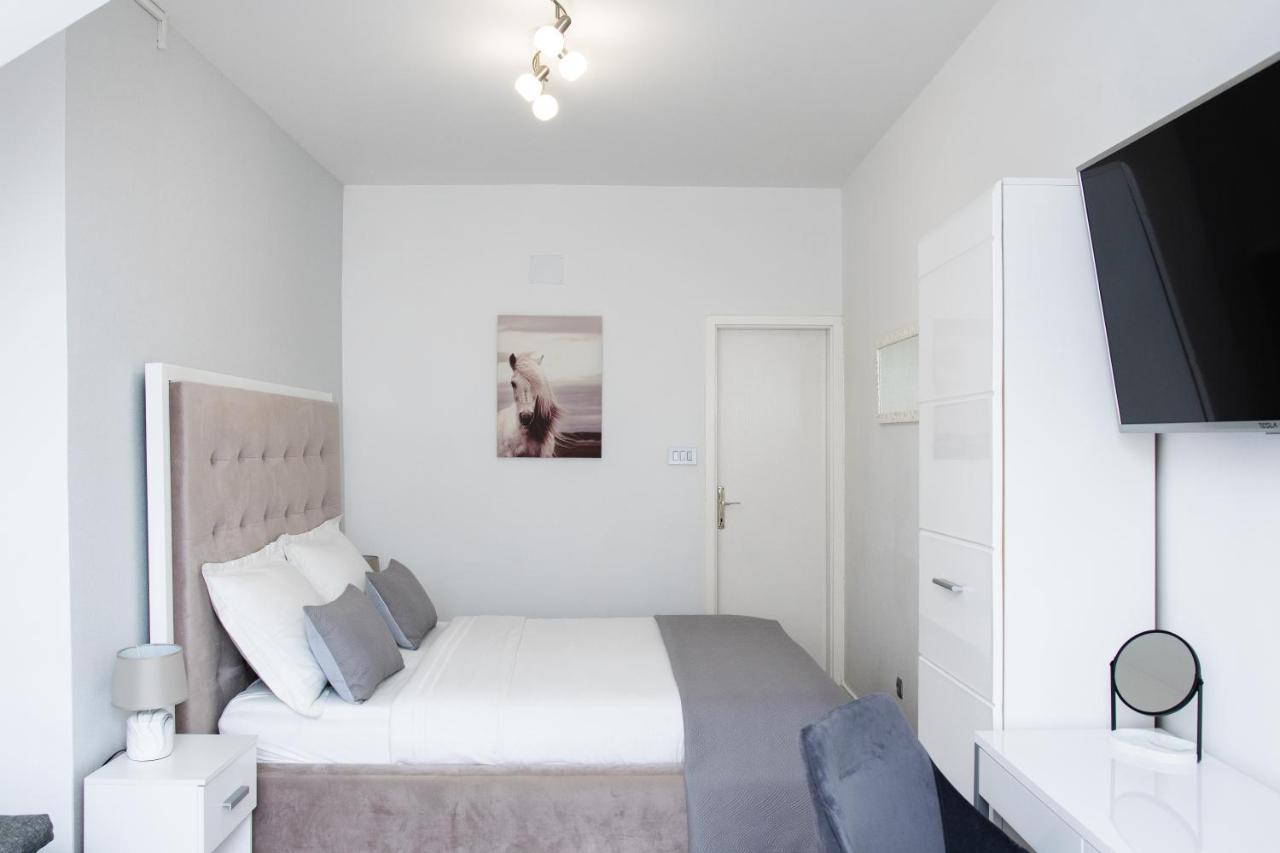 Apartment Maris Sibenik Bagian luar foto